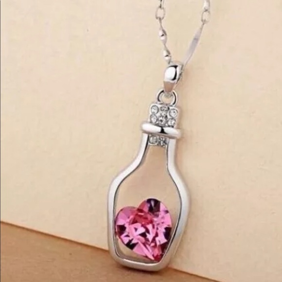 Jewelry - Silver rhinestone love in a bottle heart necklace